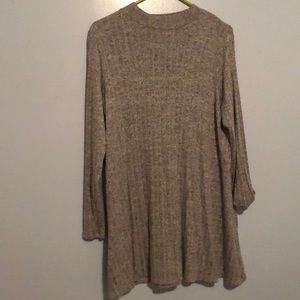 Gray long sleeved dress